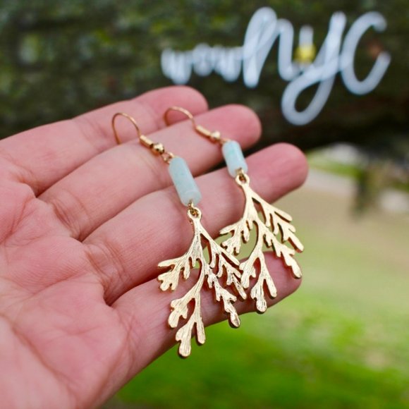 New Gold Coral Seaweed Branch Drop Dangle Earrings - Picture 4 of 13
